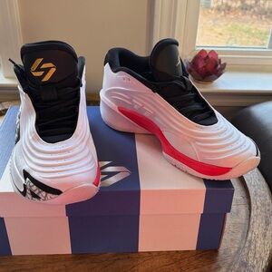 Jordan Luka 3 Blue and White Box